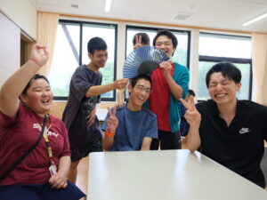 校内には笑顔があふれている